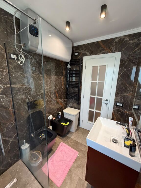 Qera | Apartament 2 + 1 | Brryli | 800 €/muaj