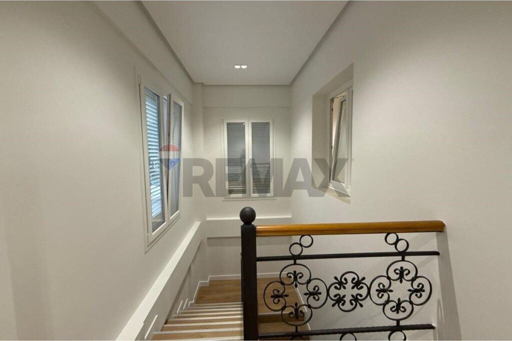 Zyrë - Për Qira - Liceu Artistik, Tiranë(ID: 530181095-255)