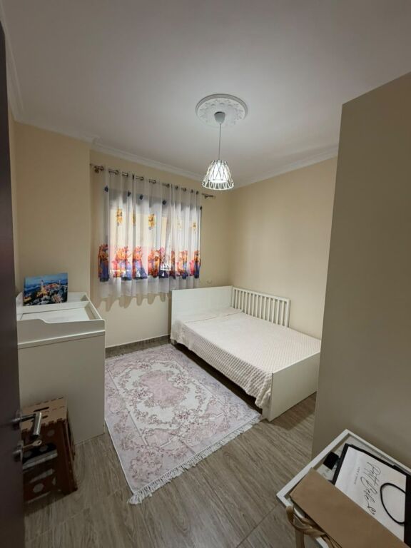 Jepet me qira apartament 2+1-Astir