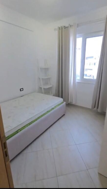 Shitet Apartament 2+1 Tek Liqeni i Thate ID 5681