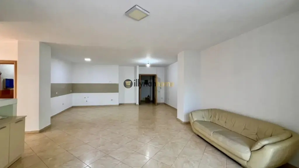 FOR RENT | APARTMENT 3+1, "PARTIZANI" HIGH SCHOOL-TIRANA