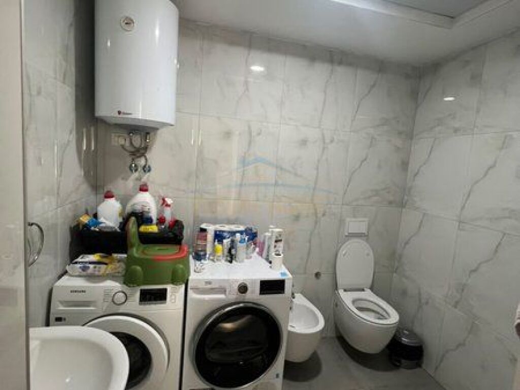 Shitet, Apartament 2+1+2, Kompleksi Fiori Di Bosco, Tirane