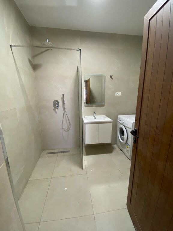 Rent | Apartament 2 + 1 | Komuna e Parisit | 900 €/month