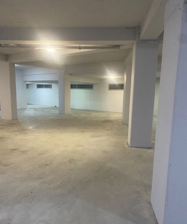 Qera | Magazinë | Astir | 3000 €/muaj