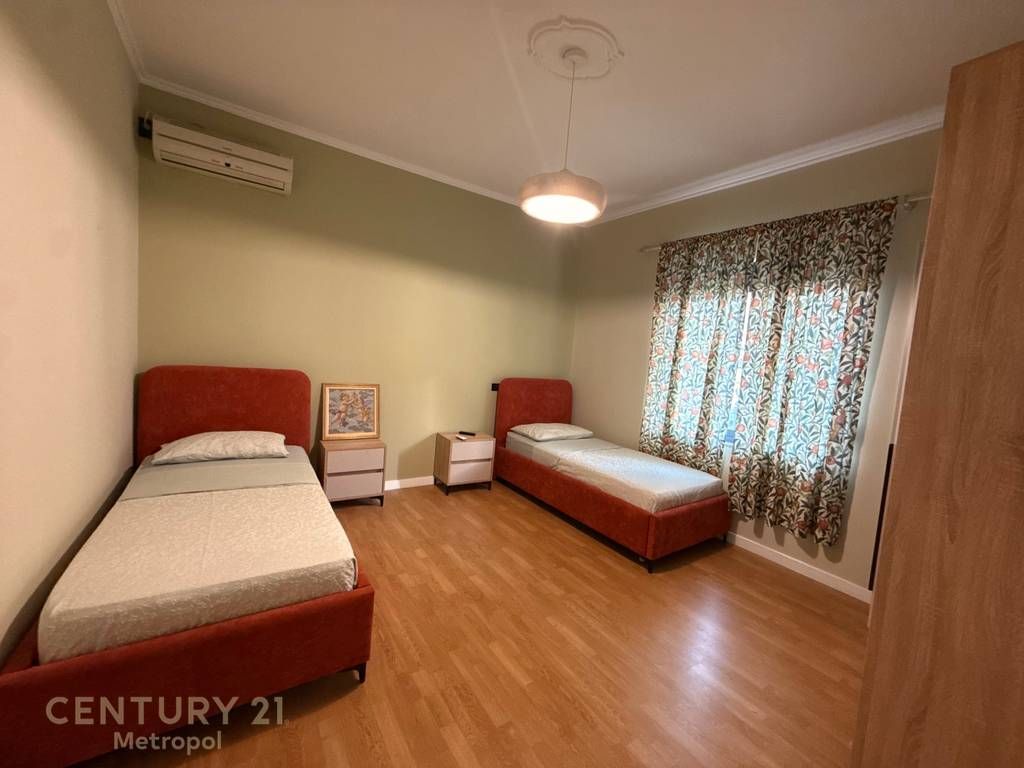 JEPET ME QIRA APARTAMENT 3+1 (KAT VILE), KTHESA E KAMZËS!