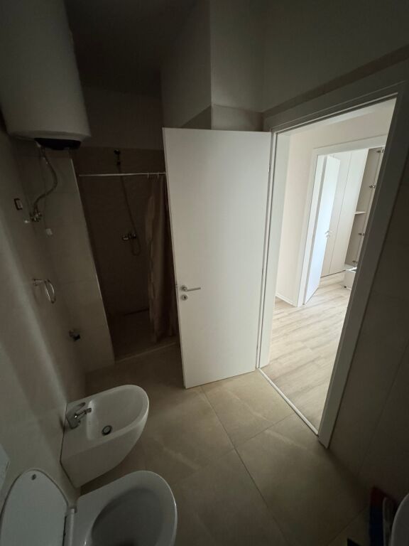 Zogu Zi , 2+1+2wc for rent
