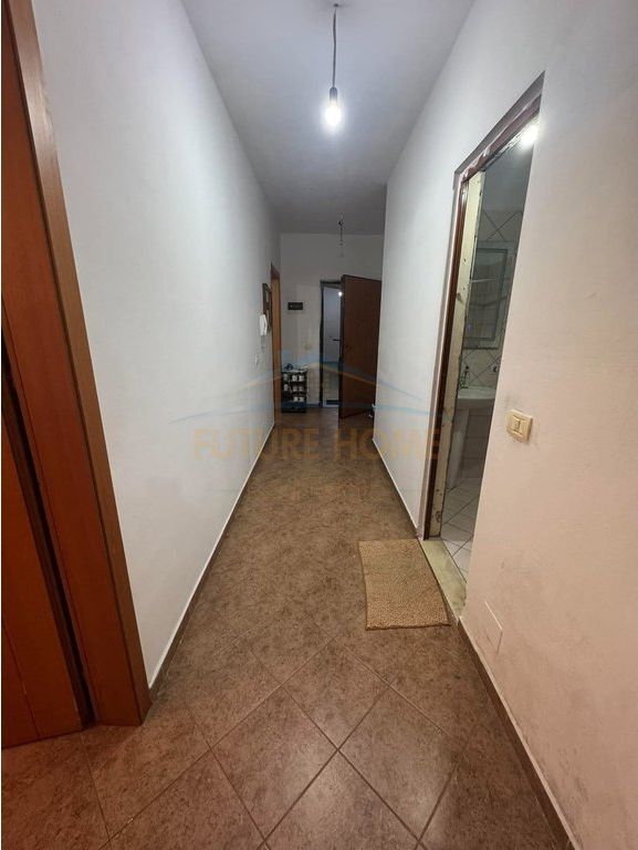 Shitet,Apartament 2+1+2,Unaza e Re