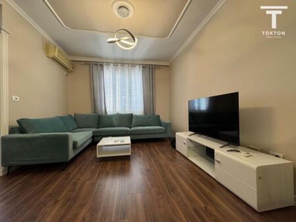 SHITET, APARTAMENT 3+1+2, KOMUNA E PARISIT, TIRANË