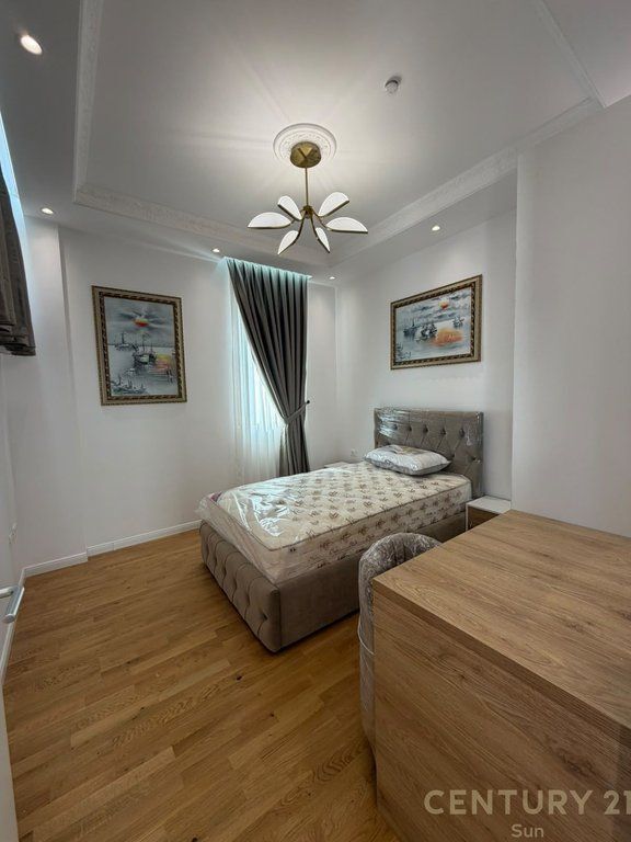 VILE ME QIRA TEK TEGU ! 3,500 € /Muaj
