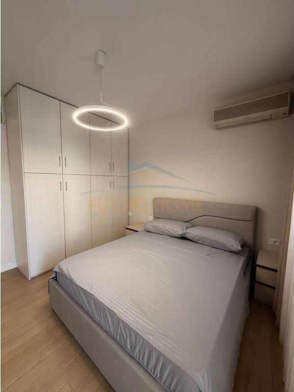 In vendita,Appartamento 1+1,Via delle Barricate, Tirana