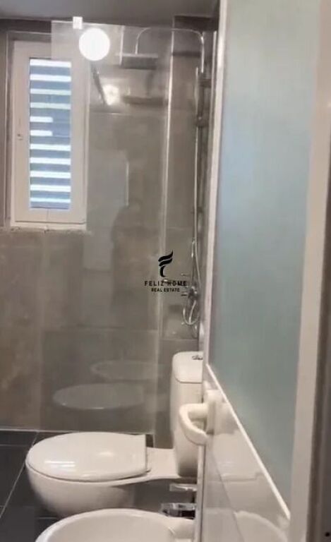 APARTAMENT ME QERA 2+1 KOMBINAT 600 EURO FH-95232