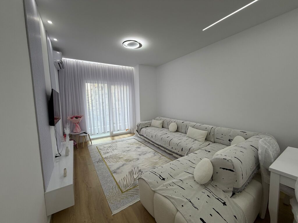 Apartment for rent 1+1 Aura Complex