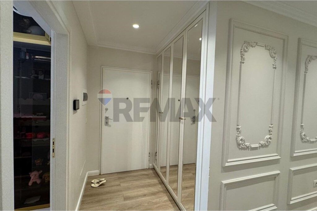 SUPER APARTAMENT 2+1+2 PËR SHITJE | RRUGA E BARRIKADAVE + post parkimi
