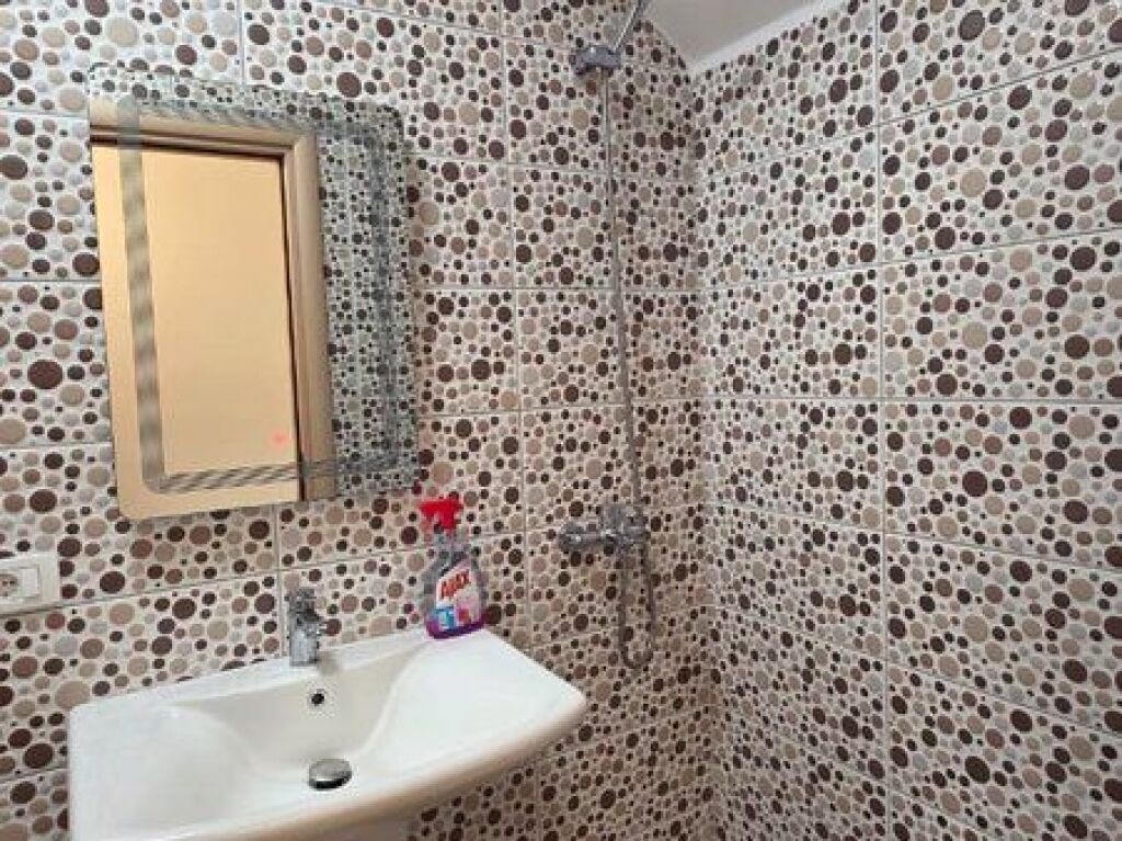 Qera, Duplex 3+1+3, Kodra e Diellit 1, Tiranë.