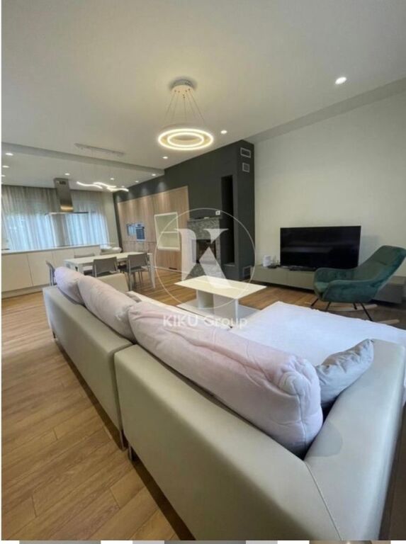 2-storey villa, white house teg, 2500 euros negotiable