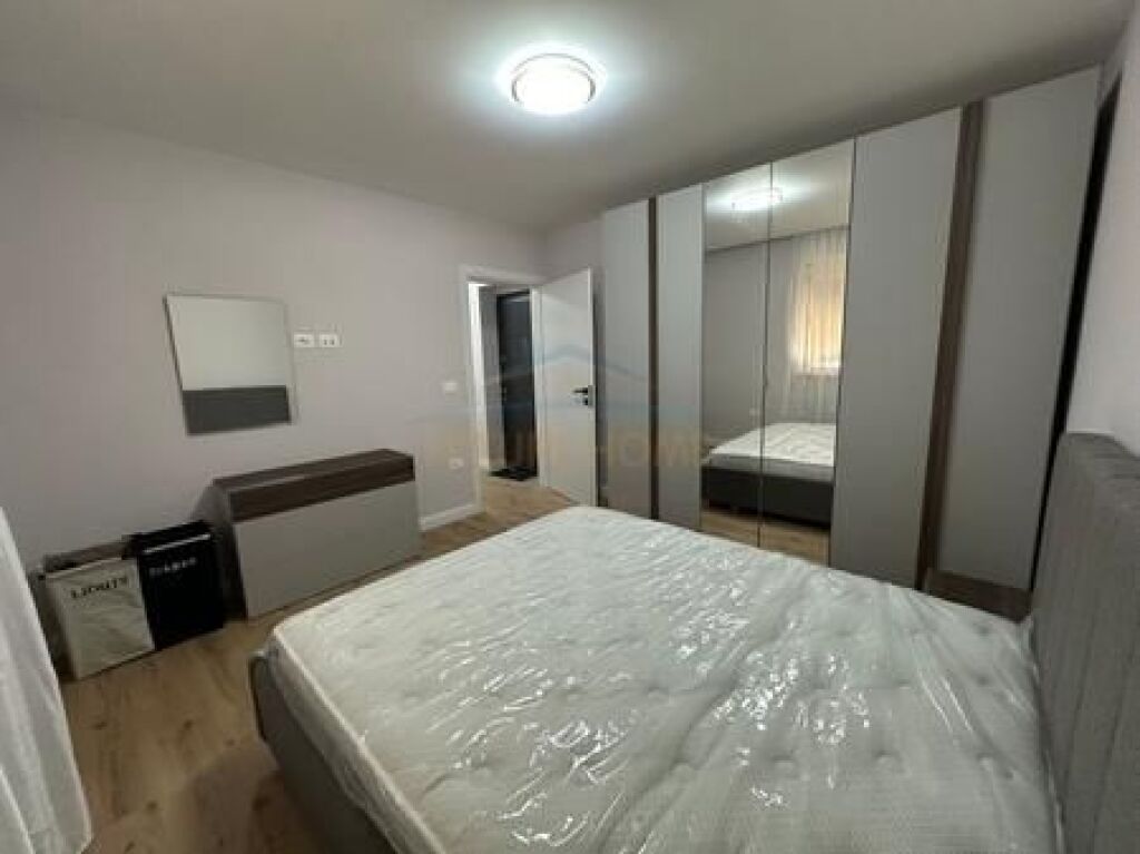 For sale, Apartment 1+1, Ali Demi, 1 May School, Tirana
