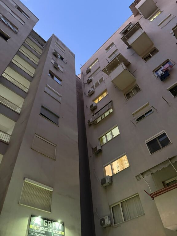 Shitet Apartament 1+1 me Hipotek në Yzberisht