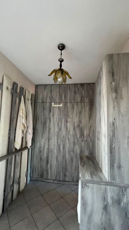 Apartament 1+1 me qera tek Bryli ID 5688