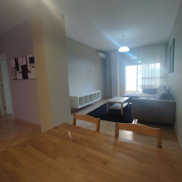 2+1, John Kennedy street, Kodra e Diellit, 650 thousand lek