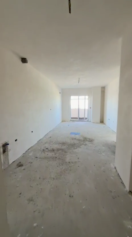 For sale 1+1 At Aluna 1 (1250Lek m/2)