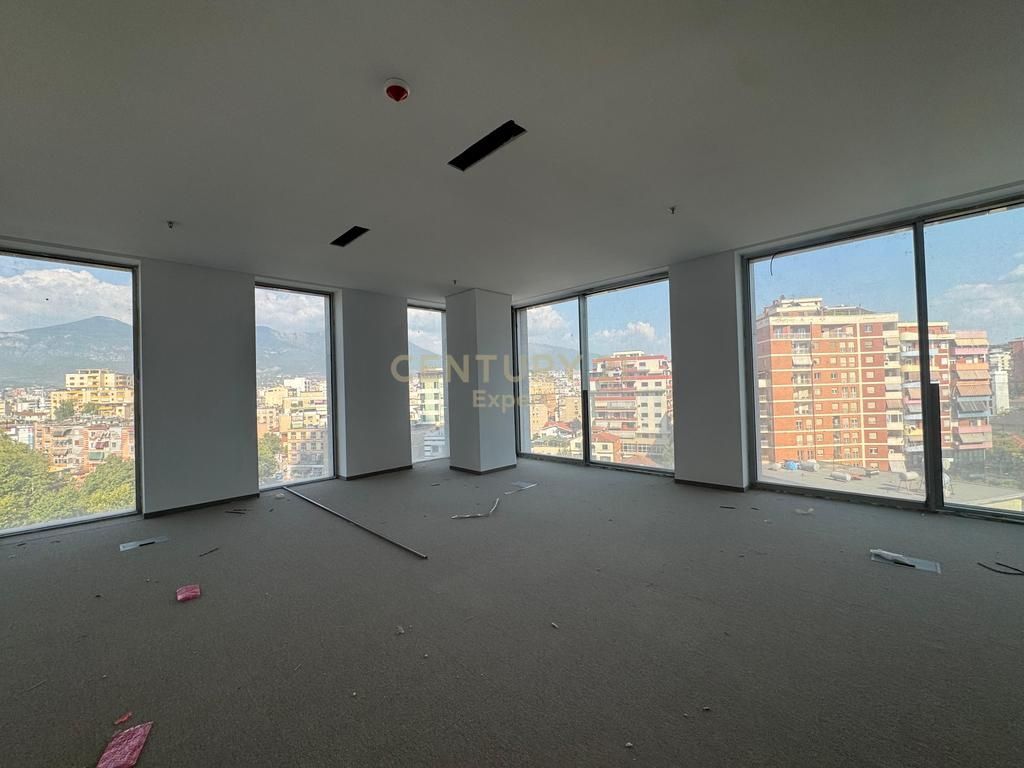 OFFICE SPACE FOR RENT AT DOWNTOWN ONE