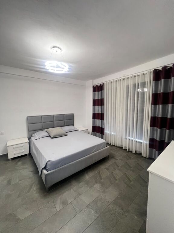 JEPET ME QERA APARTAMENT 1+1 RRUGA E FRIGORIFERIT PLAZH, DURRES