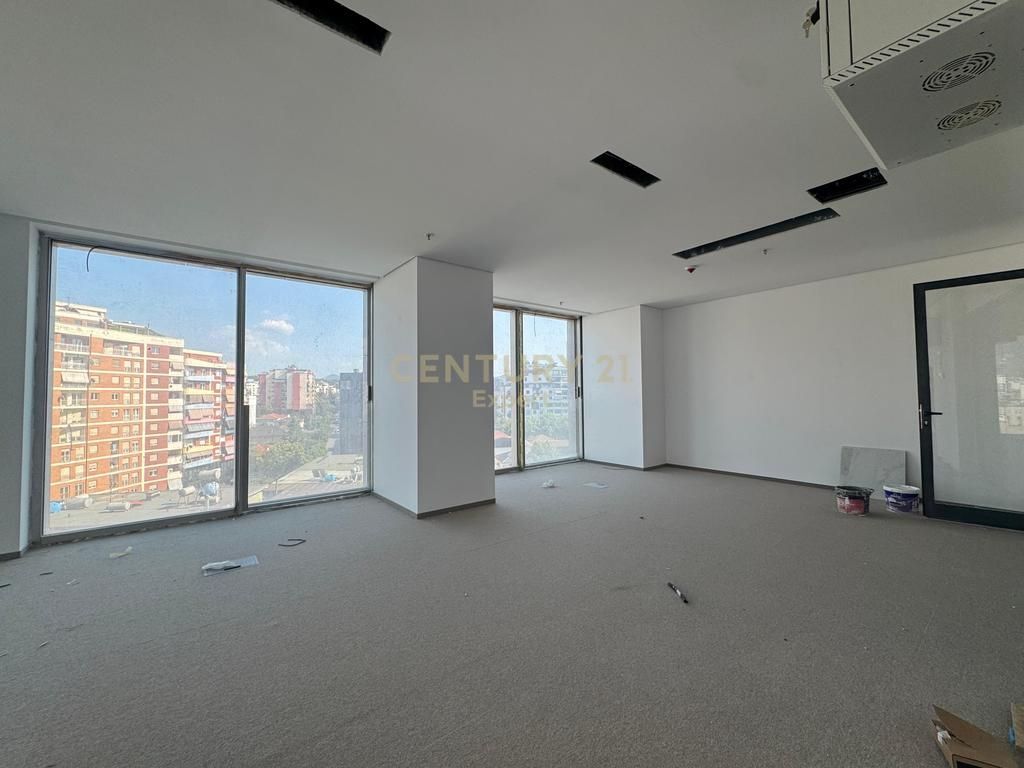 OFFICE SPACE FOR RENT AT DOWNTOWN ONE