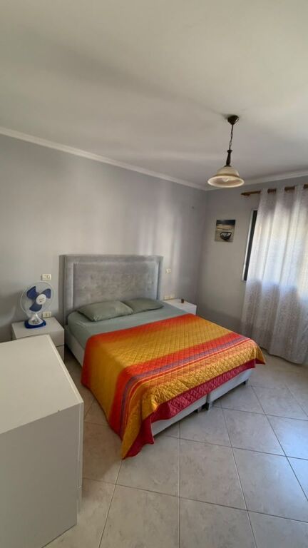 JEPET ME QERA APARTAMENT 1+1 STACIONI I PARE PLAZH, DURRES