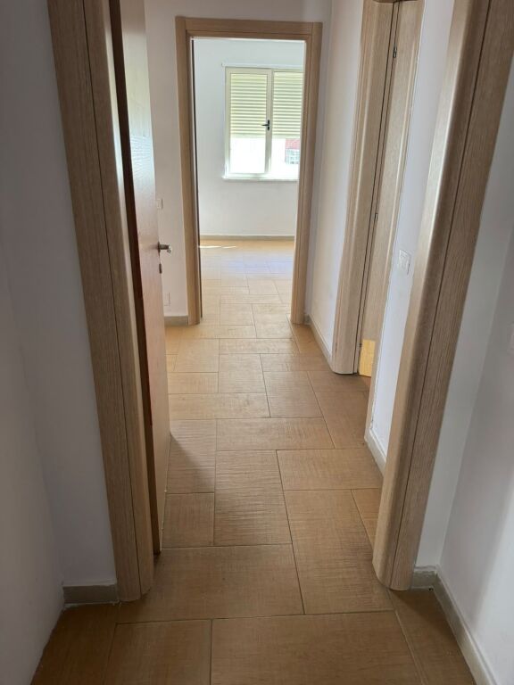 Rent | Apartament 3 + 1 | Liqeni i Thatë | 600 €/month