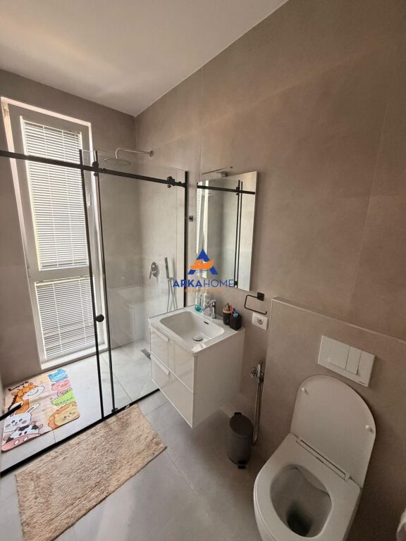 SHITET APARTAMENT 2+1+2+BALLKON "ISH FUSHA AVIACIONIT" 35.000.000 LEKE