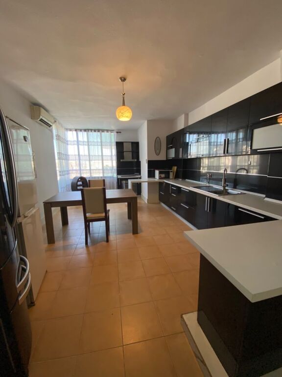 Rent | Apartament 2 + 1 | Komuna e Parisit | 900 €/month