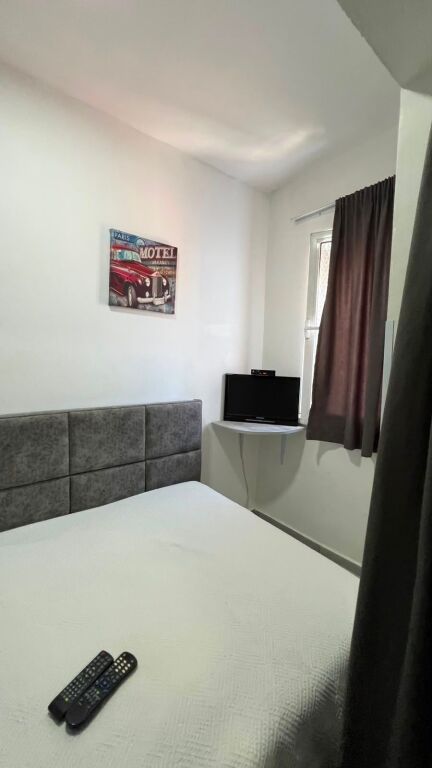Apartament 1+1 me qera tek Bryli ID 5688