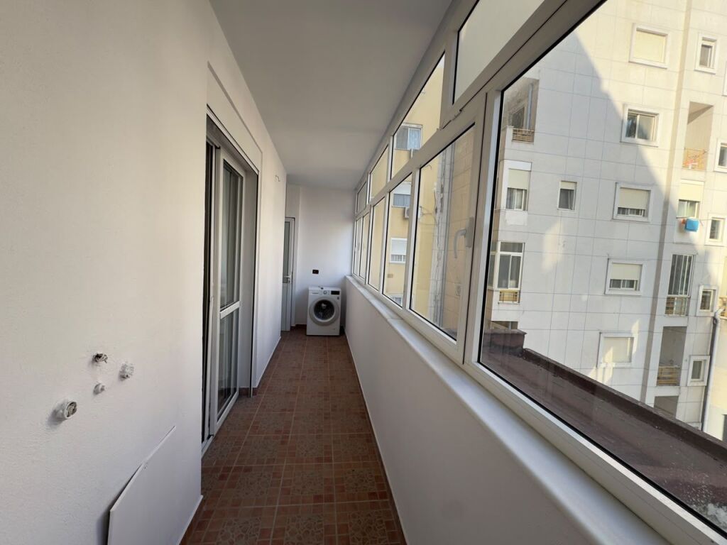 APARTAMENT 2+1+2 ME QIRA – STACIONI I TRENIT