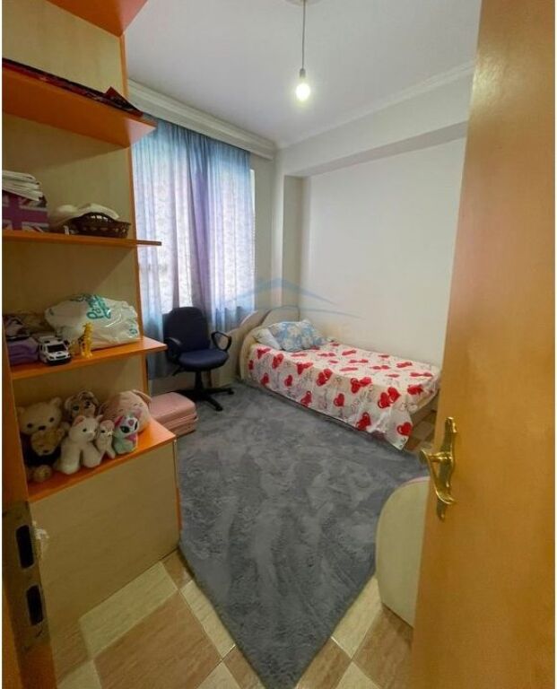 Rent, Apartment 2+1, Kavaja Street, Tirana.