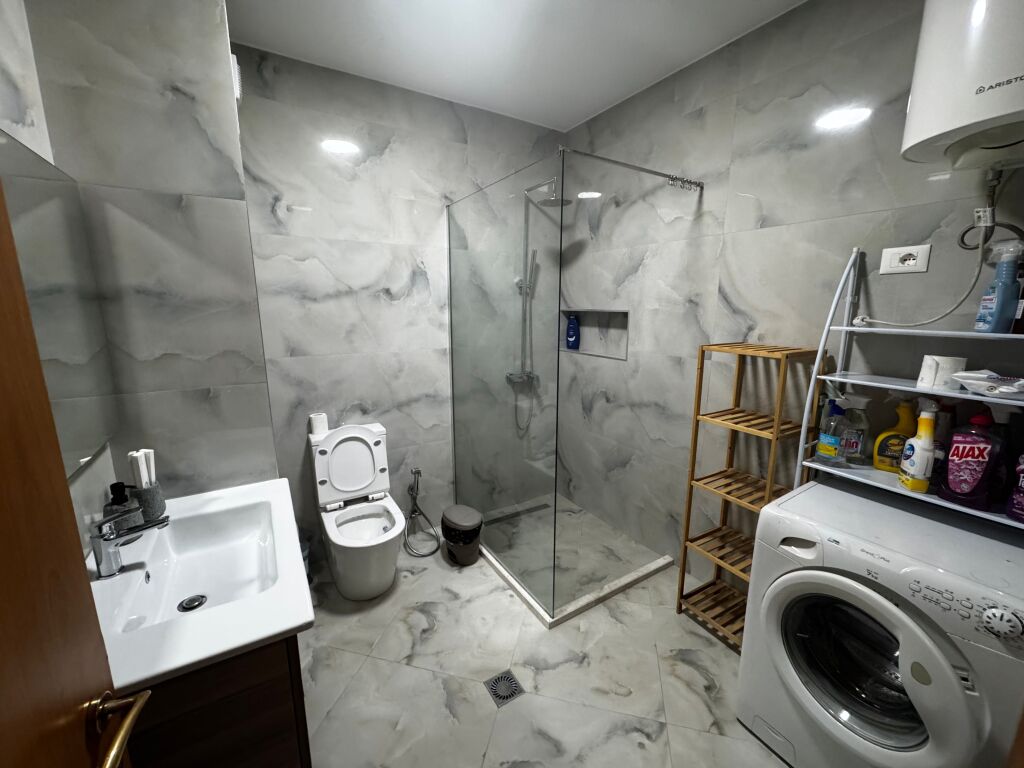 2+1 apartment for rent stadium air albania