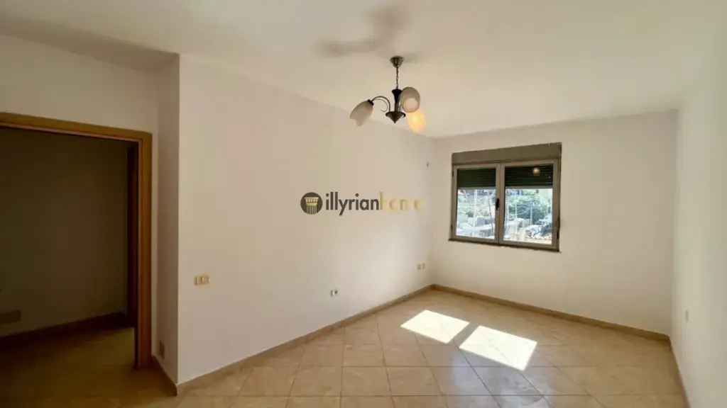 FOR RENT | APARTMENT 3+1, "PARTIZANI" HIGH SCHOOL-TIRANA