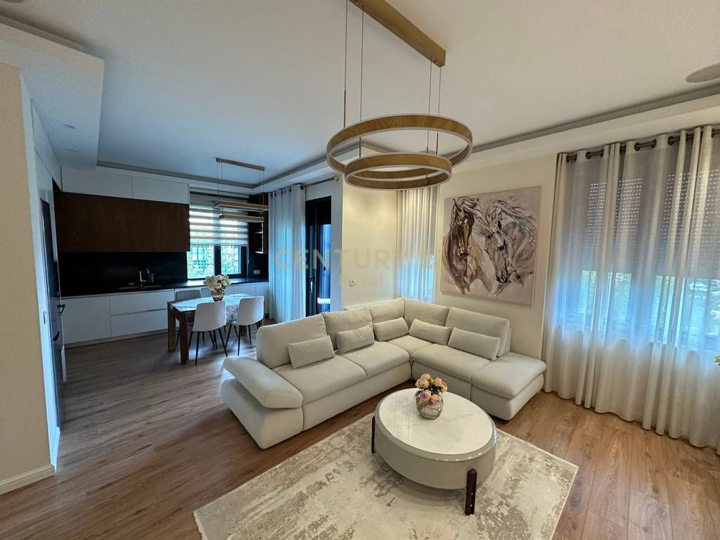 Apartament 2+1+2+ lavanderi + Post Parkimi per qira tek Park Gate