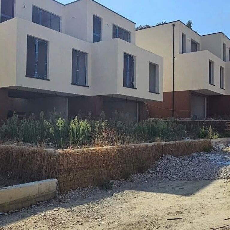 🏡 JEPET ME QIRA APARTAMENT 2+1+2 – DON BOSKO
