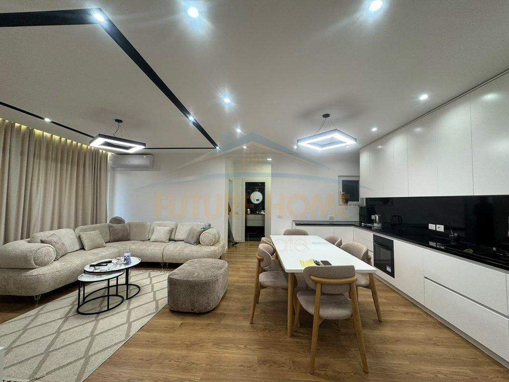 For sale, Apartment 2+1+2, New Boulevard, Tirana.