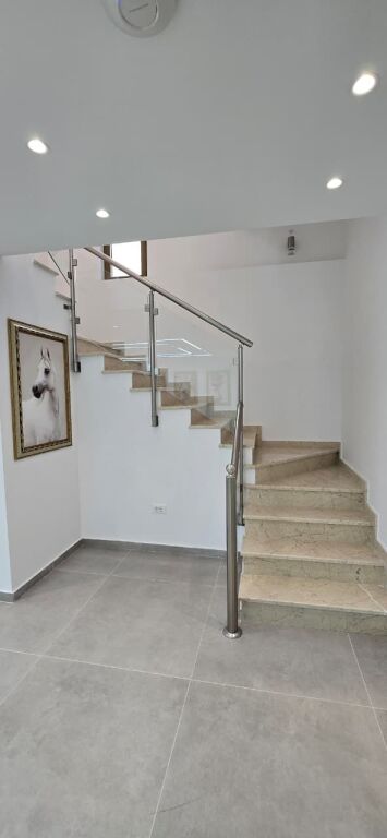 🏡 FOR RENT | 3-STOREY VILLA – VERY CLOSE TO TEG
