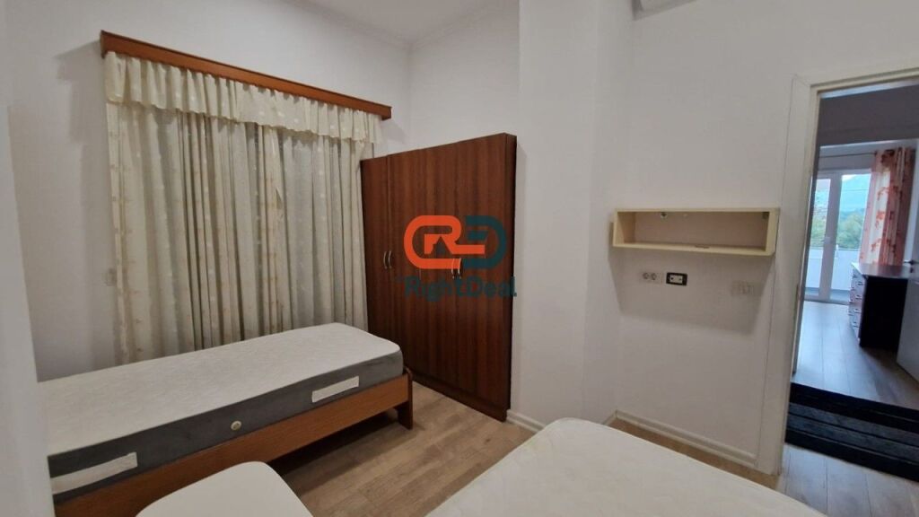 Cmim Okazion !! Tek Liqeni I Thate, Shitet Super Apartament 2+1, Me Planimetri Dhe Vendndodhje Perfekte !!