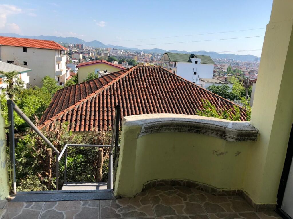 ✨ VILË 3-KATËSHE PËR SHITJE | BABRRU – TIRANË