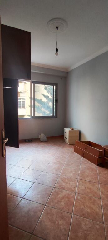 In vendita, Appartamento 1+1, Fresk, Tirana