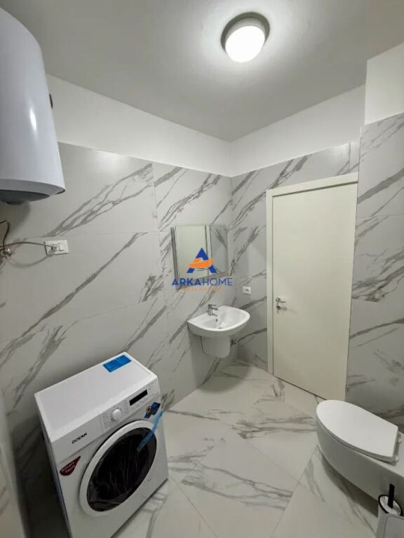 AFFITTASI APPARTAMENTO 2+1+2+PARCHEGGIO "AL COMPLESSO OASIS, NUOVO ANELLO" 60.000 LEKE