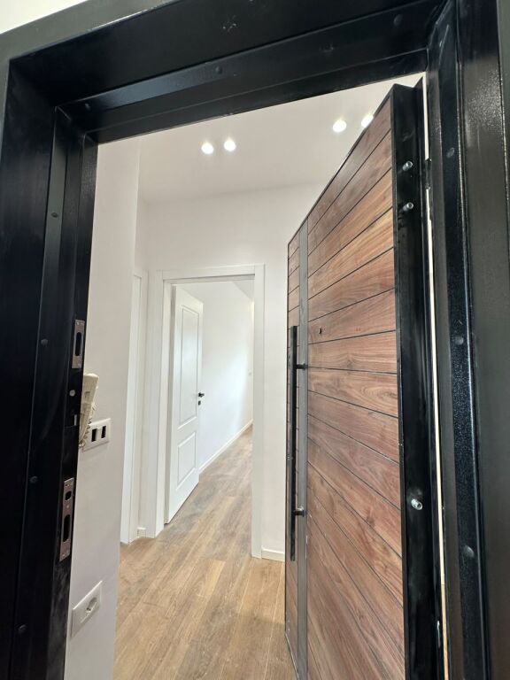 RRUGA BARDHYL, NGJITUR ME GJIMNAZIN "CAJUPI" – SHESIM APARTAMENT 1+1