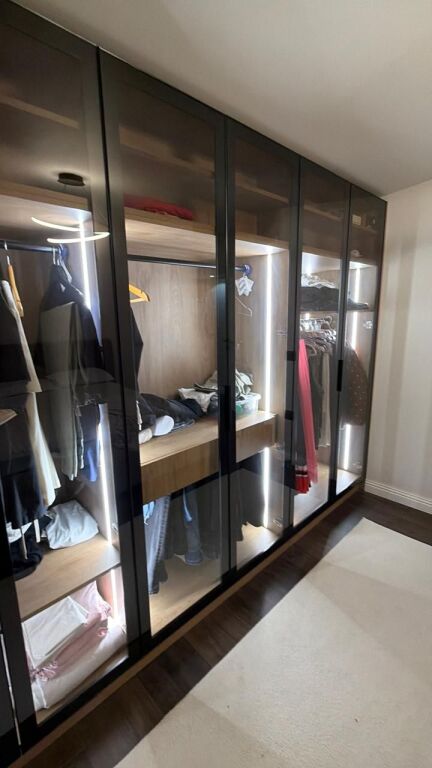 Shitet apartament Luksoz 4+1 + 2 tualete &amp; 2 parkime + Depo Kodra e Diellit