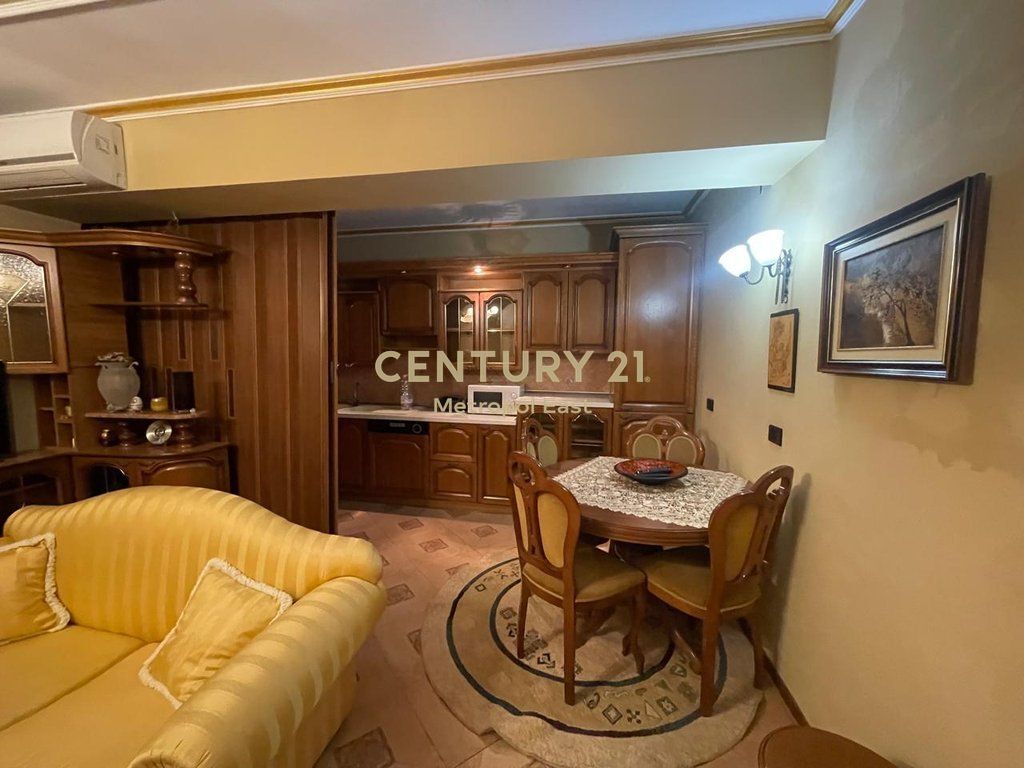 FOR RENT 2+1+2 APARTMENT IN THE ISH-BLLOKU AREA 1,000 € /Month