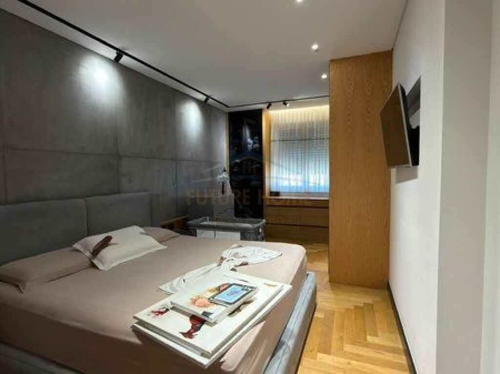 In vendita, Appartamento 2+1+2+ Posto Auto, G&amp;P Residence, Selite, Tirana