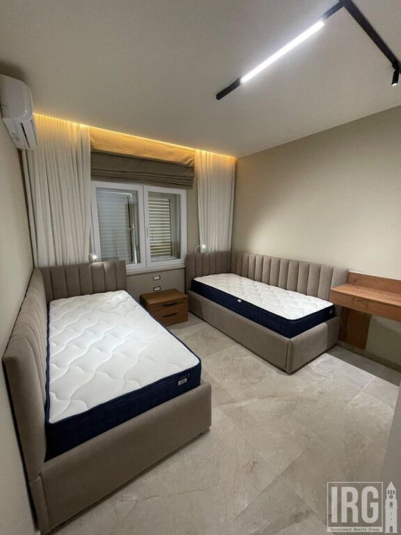 Jepet me Qira Apartament 2+1 – Rruga e Durrësit | 91 m²