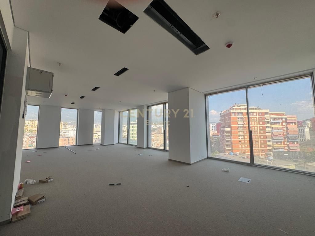 OFFICE SPACE FOR RENT AT DOWNTOWN ONE